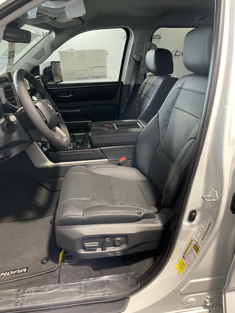 Thumbnail: 2025 Toyota Tundra - 32