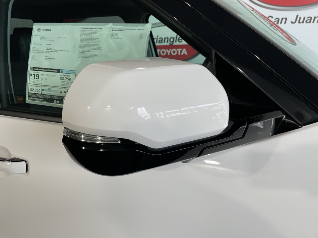 Thumbnail: 2025 Toyota Tundra - 9