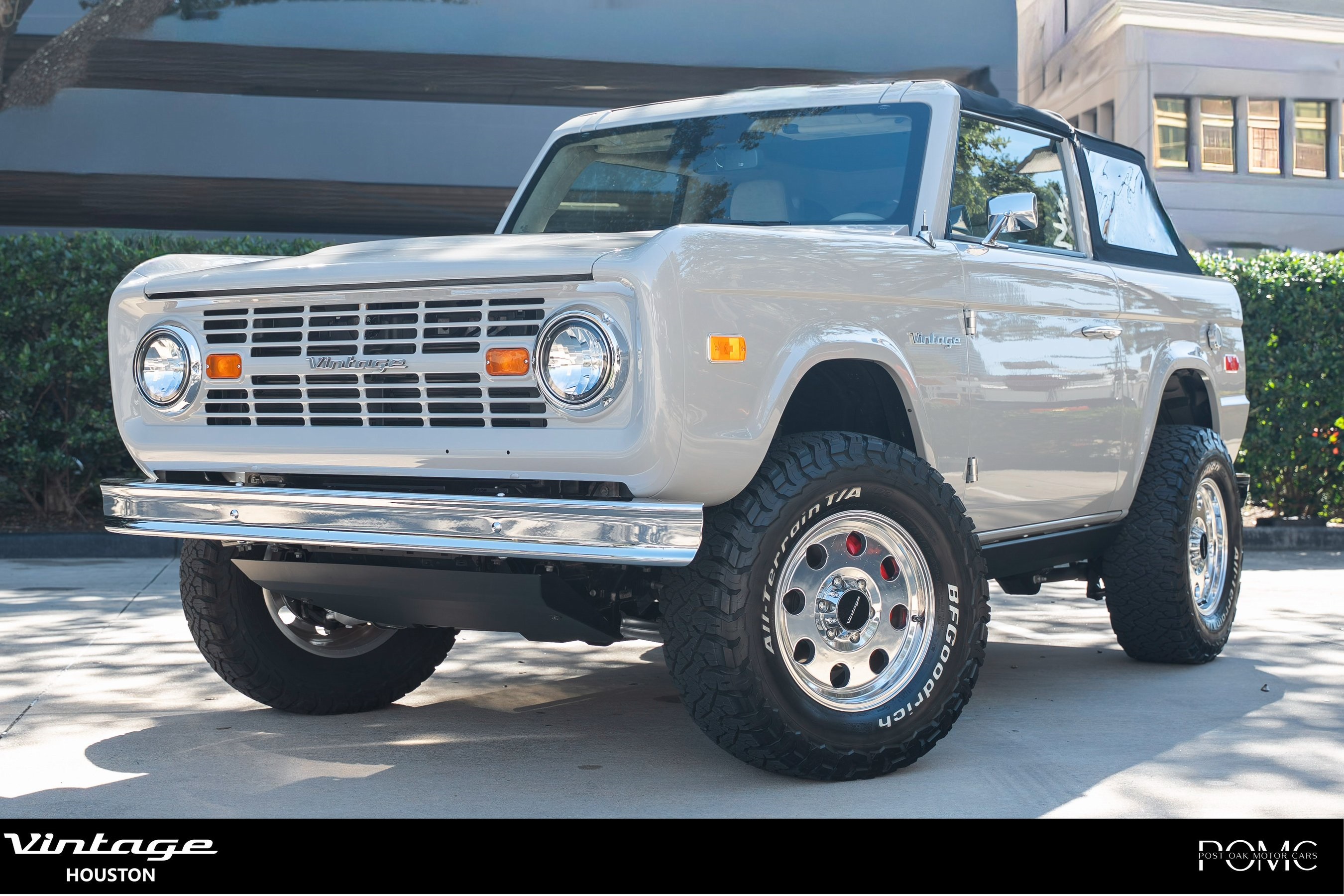 /2023 Vintage Modern