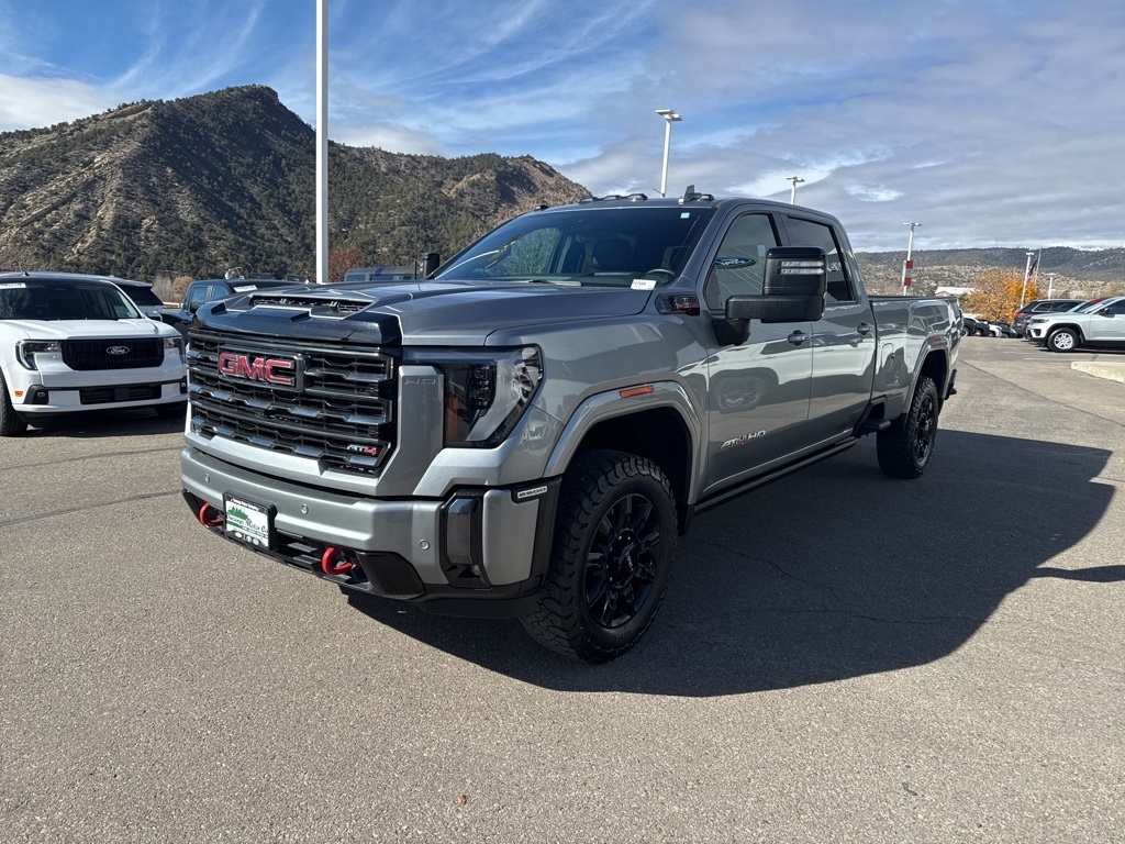 2024 Gmc Sierra HD AT4 photo 3
