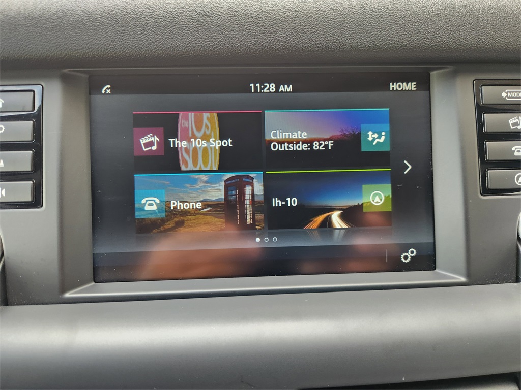 2018 Land Rover Discovery Sport HSE Luxury White at Big Star Buick GMC