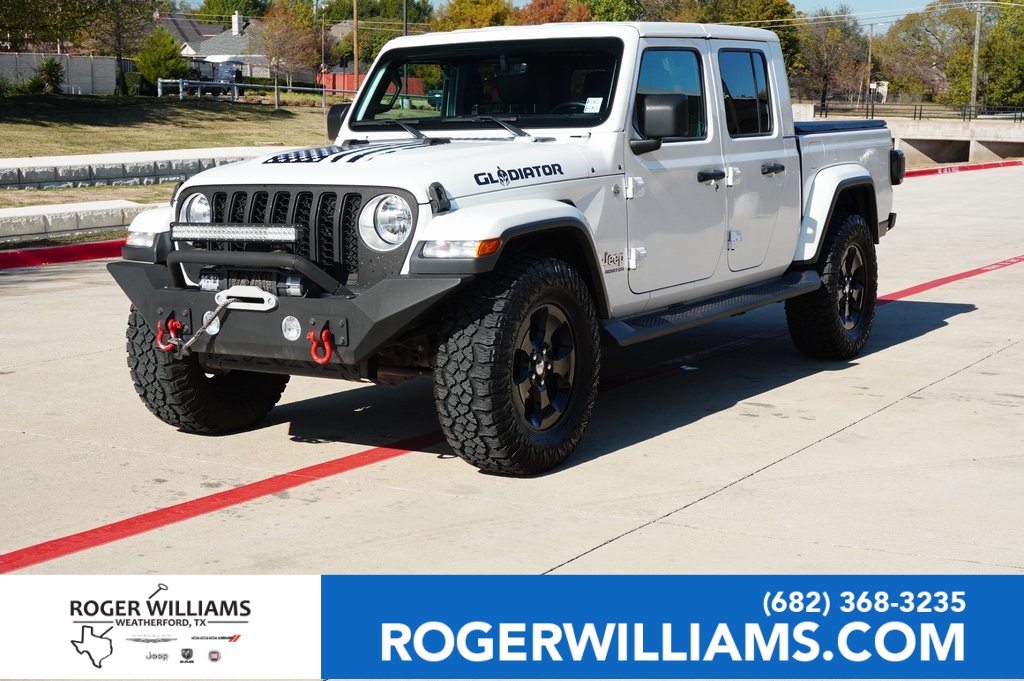 Used Car 2020 Jeep Gladiator  Overland For Sale Under $30,000 In Weatherford, Texas