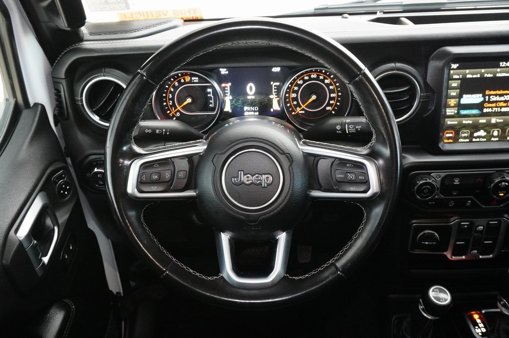 Used Car 2020 Jeep Gladiator  Overland For Sale Under $30,000 In Weatherford, Texas