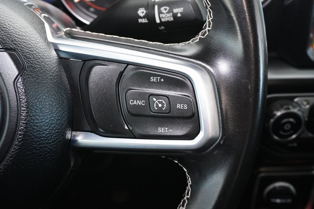 Used Car 2020 Jeep Gladiator  Overland For Sale Under $30,000 In Weatherford, Texas