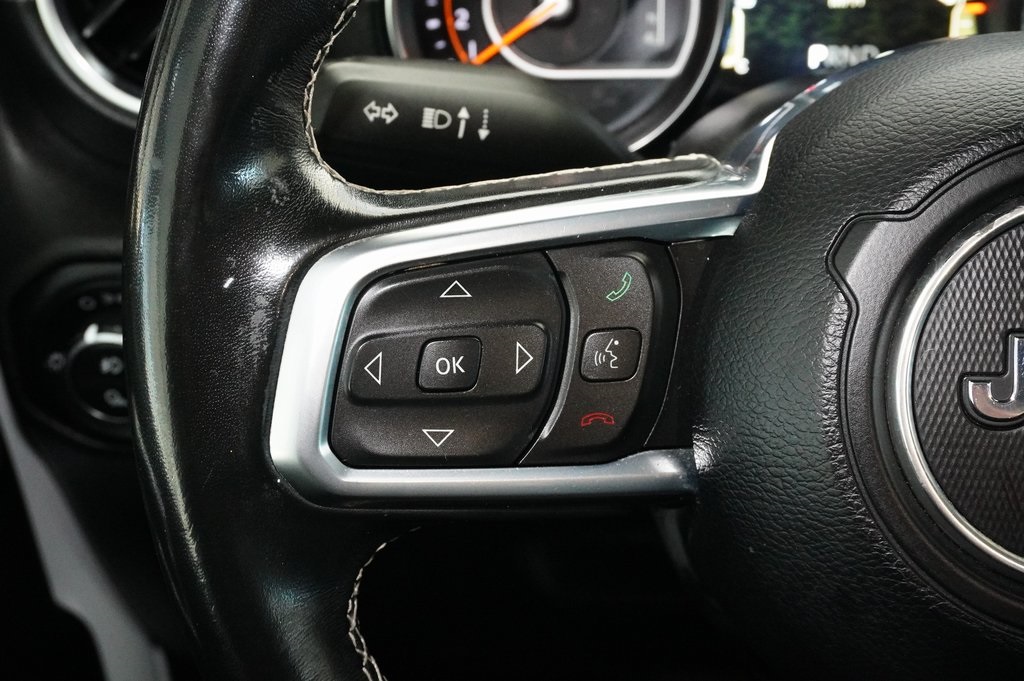 Used Car 2020 Jeep Gladiator  Overland For Sale Under $30,000 In Weatherford, Texas