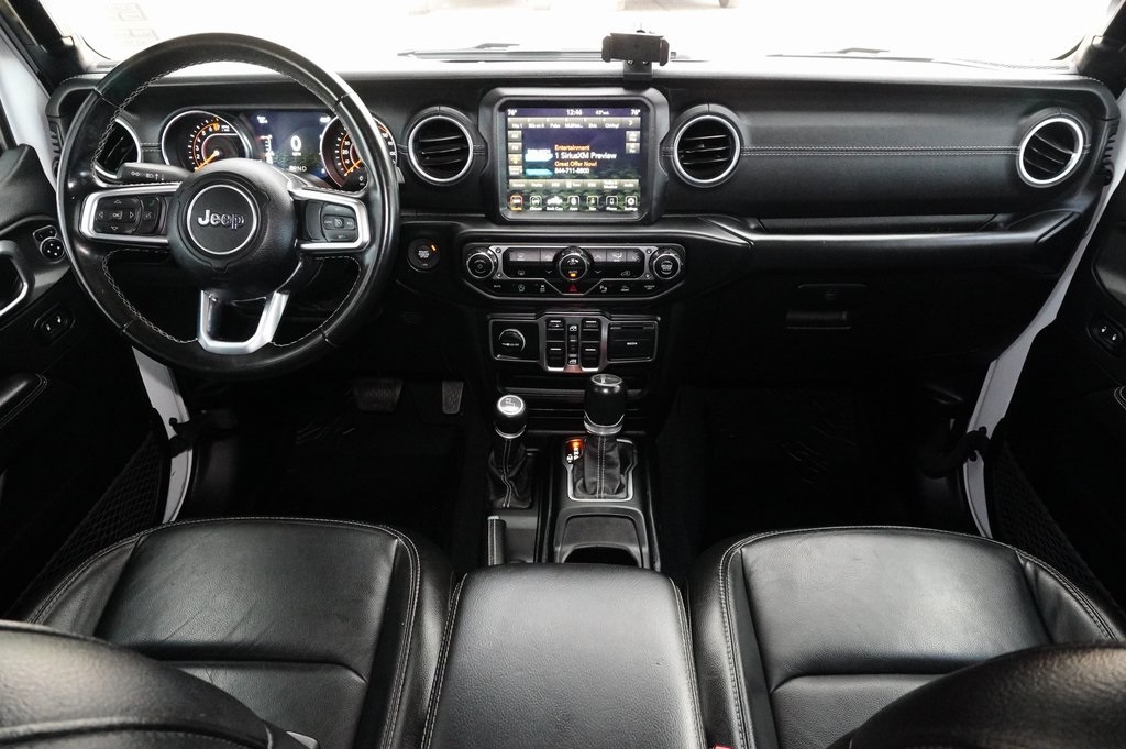 Used Car 2020 Jeep Gladiator  Overland For Sale Under $30,000 In Weatherford, Texas