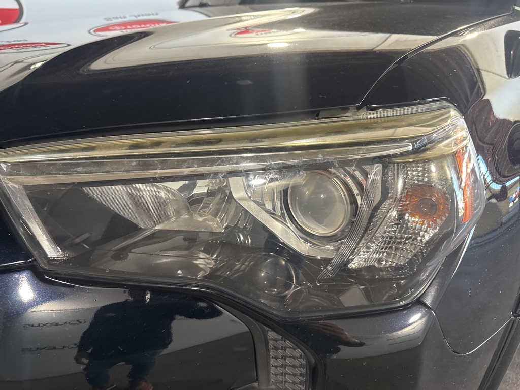 Thumbnail: 2020 Toyota 4Runner - 21