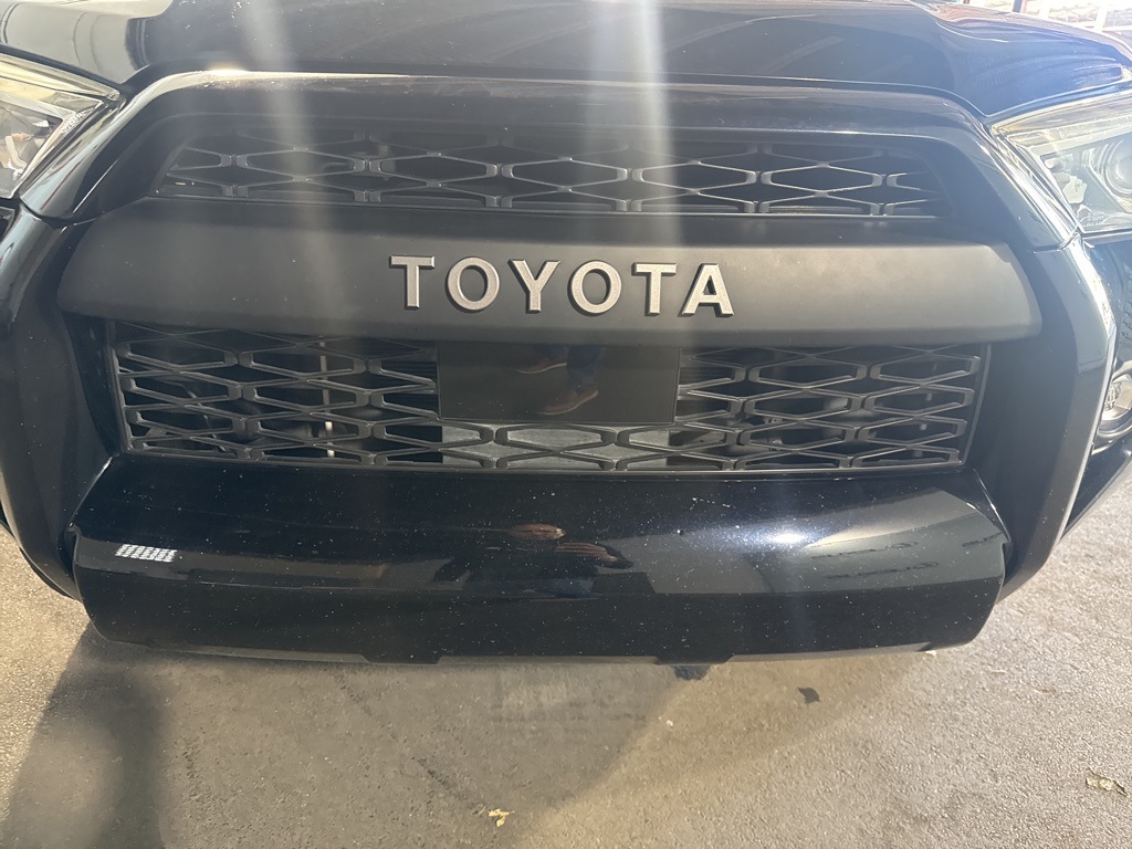 Thumbnail: 2020 Toyota 4Runner - 24