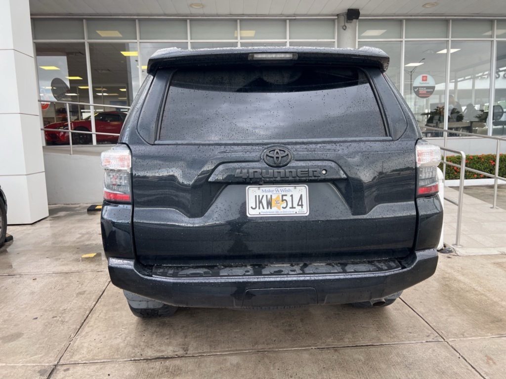 Thumbnail: 2020 Toyota 4Runner - 6