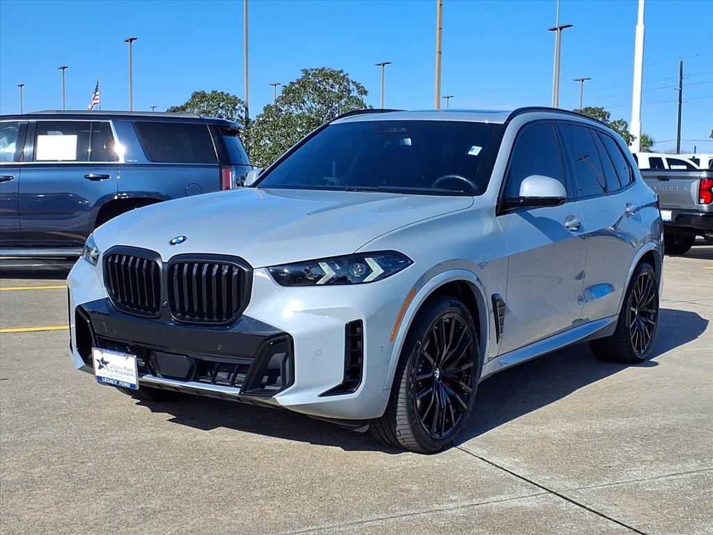 2025 BMW X5 xDrive40i AWD