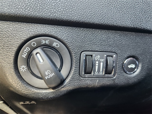 2022 Dodge Charger SXT Green at Durrett Motor Company