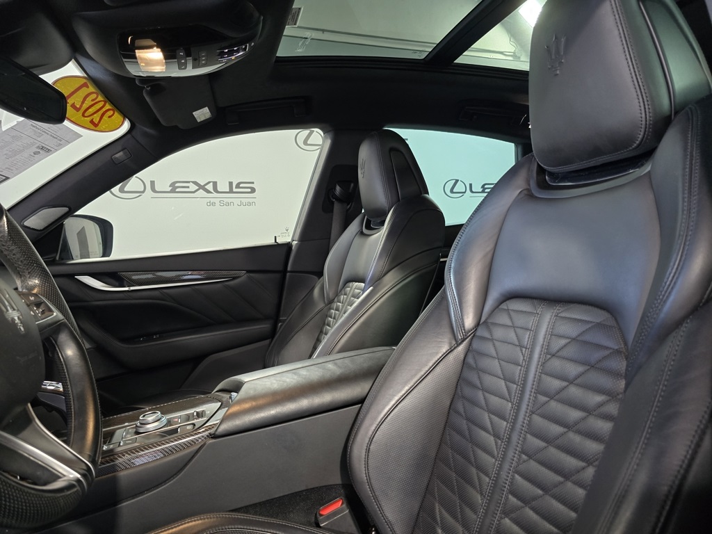 Thumbnail: 2021 Maserati Levante - 15
