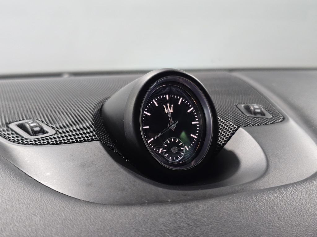 Thumbnail: 2021 Maserati Levante - 21