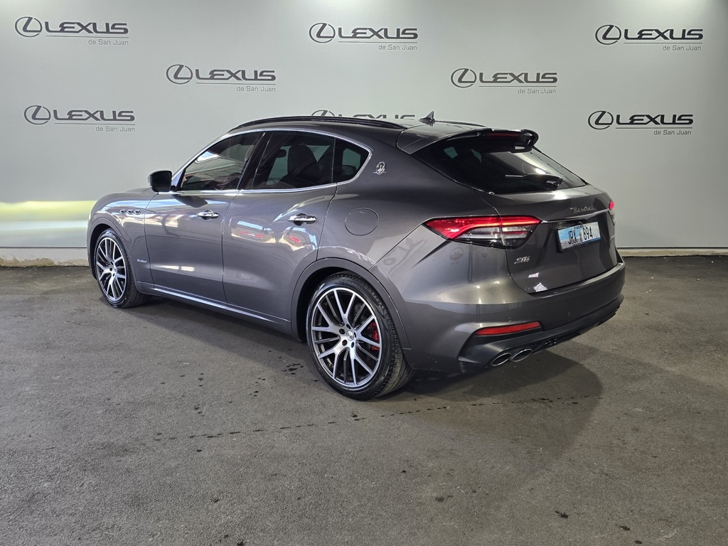 Thumbnail: 2021 Maserati Levante - 8