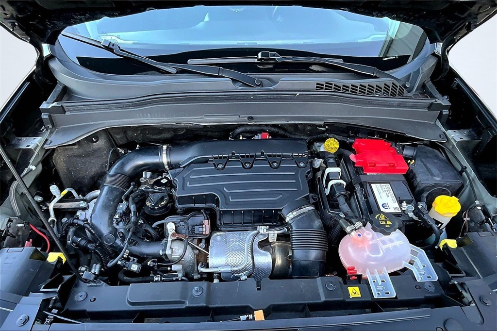 2023 Jeep Renegade Latitude Black at Victoria Chrysler Dodge Jeep Ram