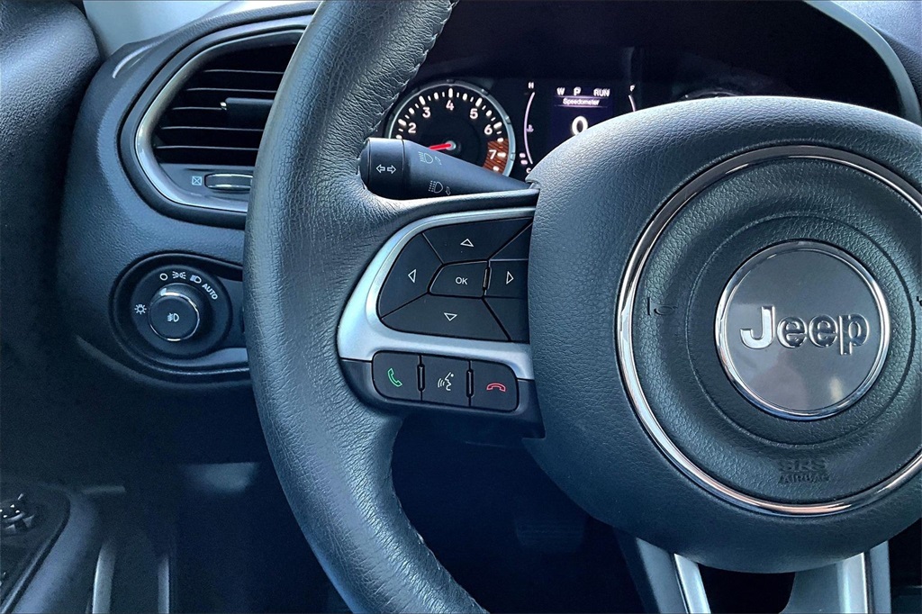 2023 Jeep Renegade Latitude Black at Victoria Chrysler Dodge Jeep Ram