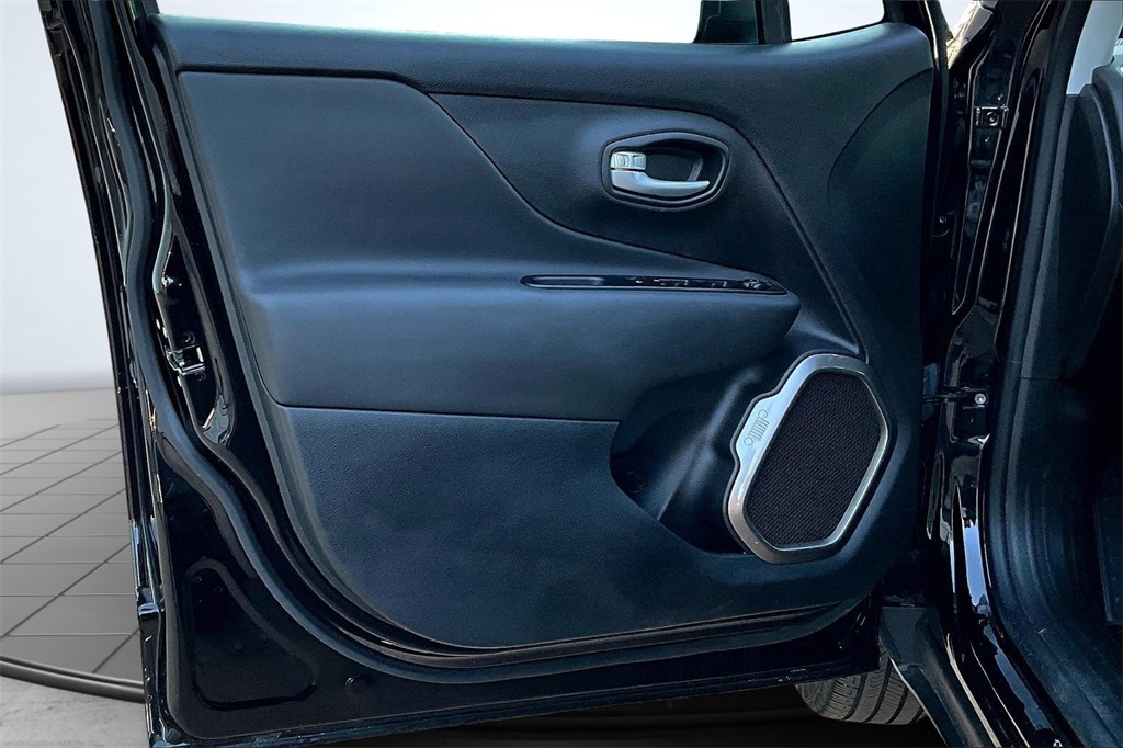 2023 Jeep Renegade Latitude Black at Victoria Chrysler Dodge Jeep Ram