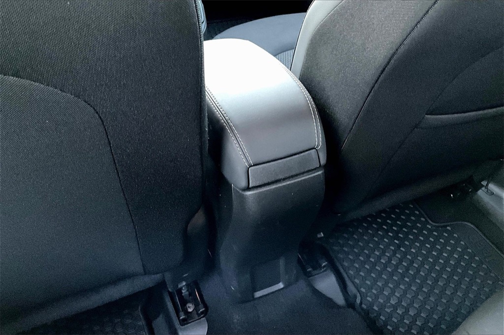 2023 Jeep Renegade Latitude Black at Victoria Chrysler Dodge Jeep Ram