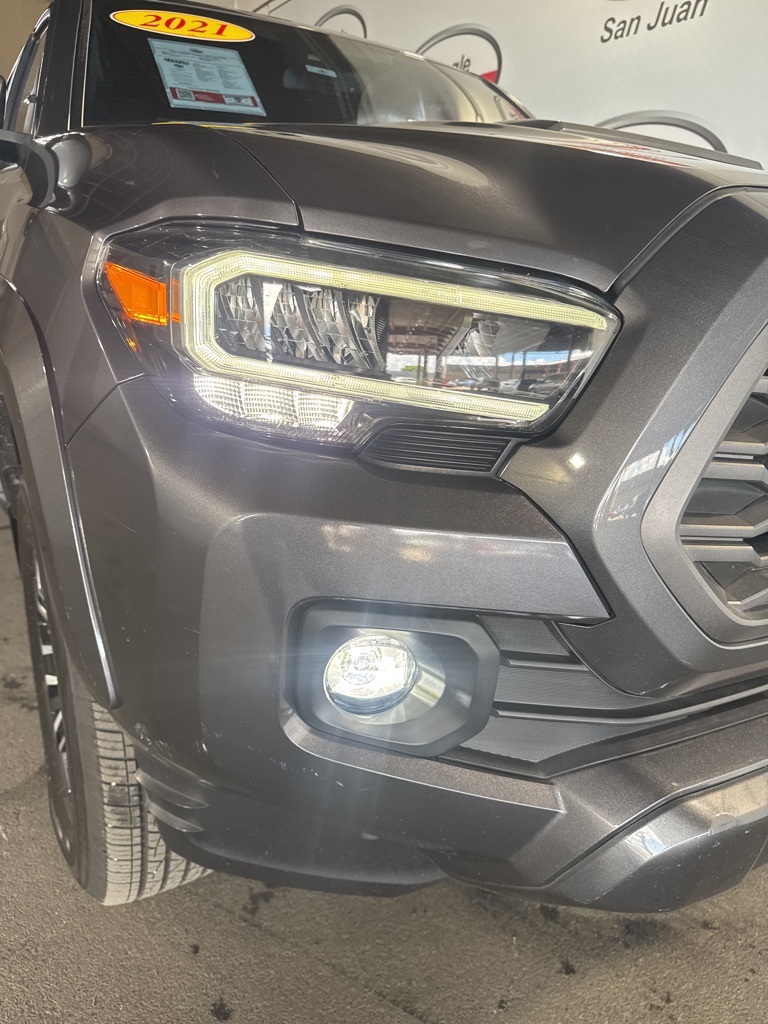 Thumbnail: 2021 Toyota Tacoma - 13