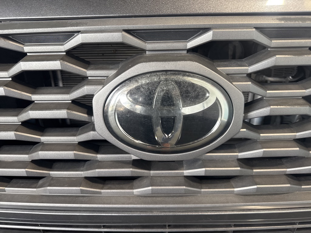 Thumbnail: 2021 Toyota Tacoma - 15