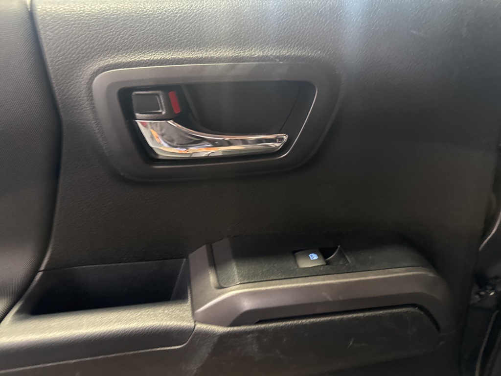 Thumbnail: 2021 Toyota Tacoma - 28