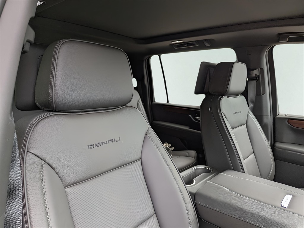 New Car 2025 Gmc Yukon Xl  Denali For Sale Under $100,000 In Austin, Texas