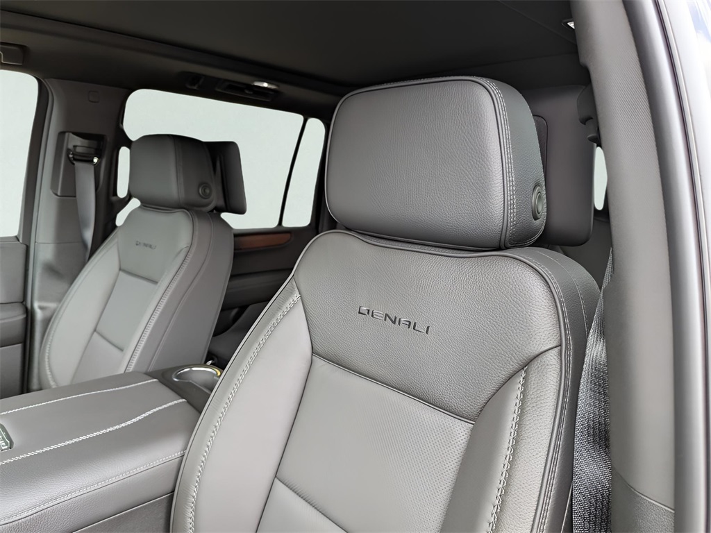 New Car 2025 Gmc Yukon Xl  Denali For Sale Under $100,000 In Austin, Texas