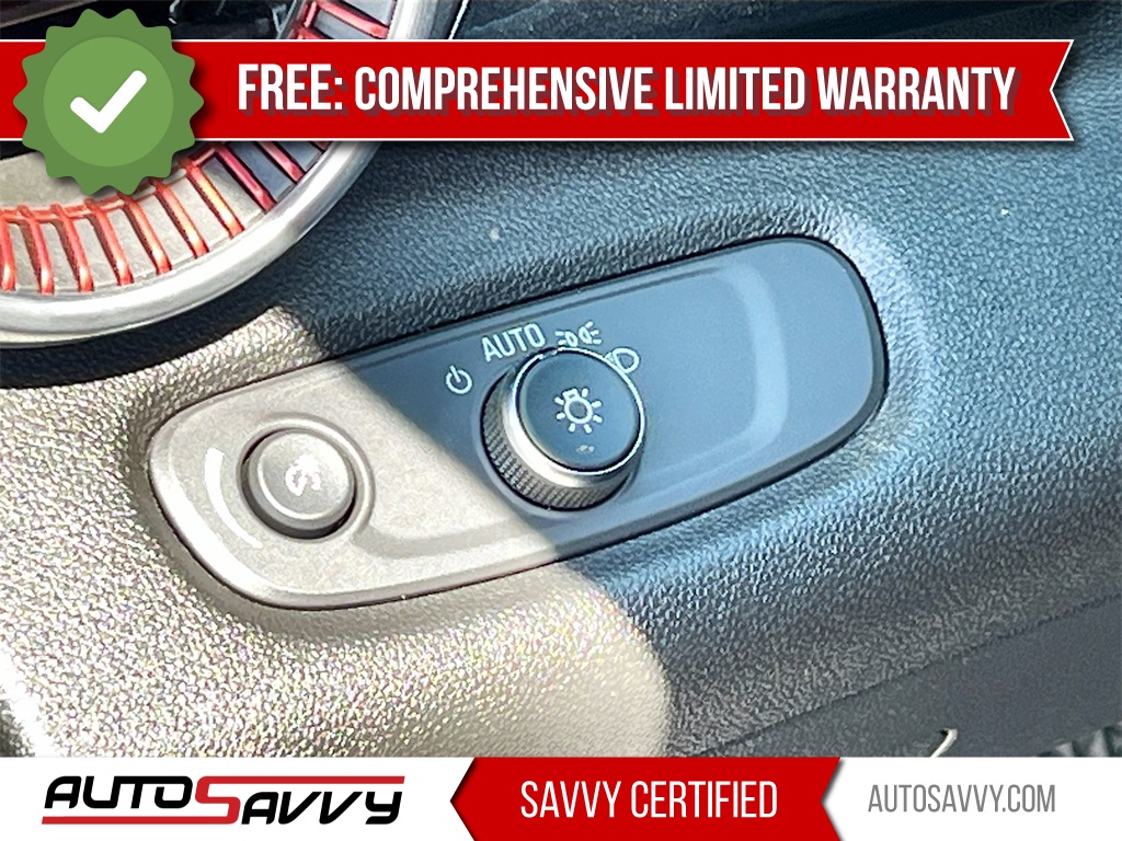 2025 Chevrolet Trax 2RS Black at Don Davis Chevrolet GMC