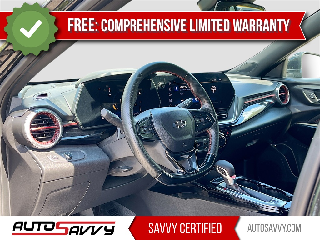 2025 Chevrolet Trax 2RS Black at Don Davis Chevrolet GMC