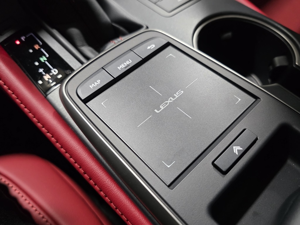 Thumbnail: 2025 Lexus RC - 25