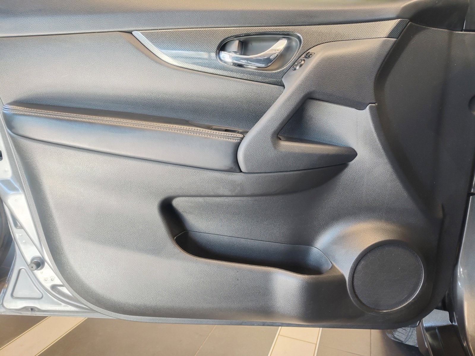 Used Car 2015 Nissan Rogue  Sl For Sale Under $15,000 In San Antonio, Texas