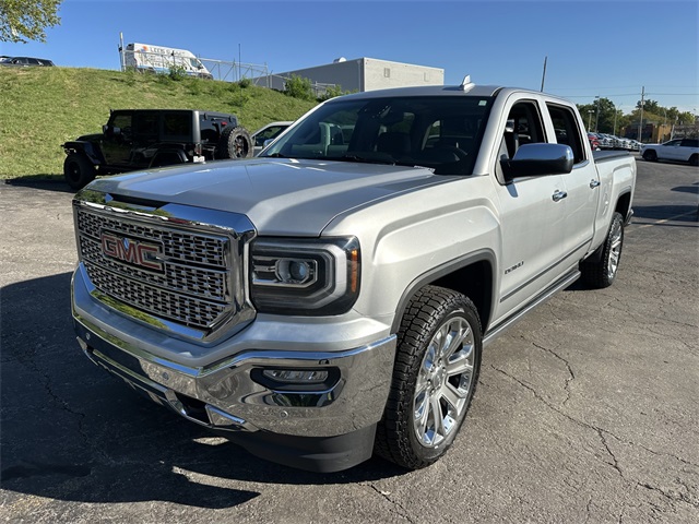 Used 2018 GMC Sierra 1500 Denali with VIN 3GTU2PEJ1JG441218 for sale in Kansas City