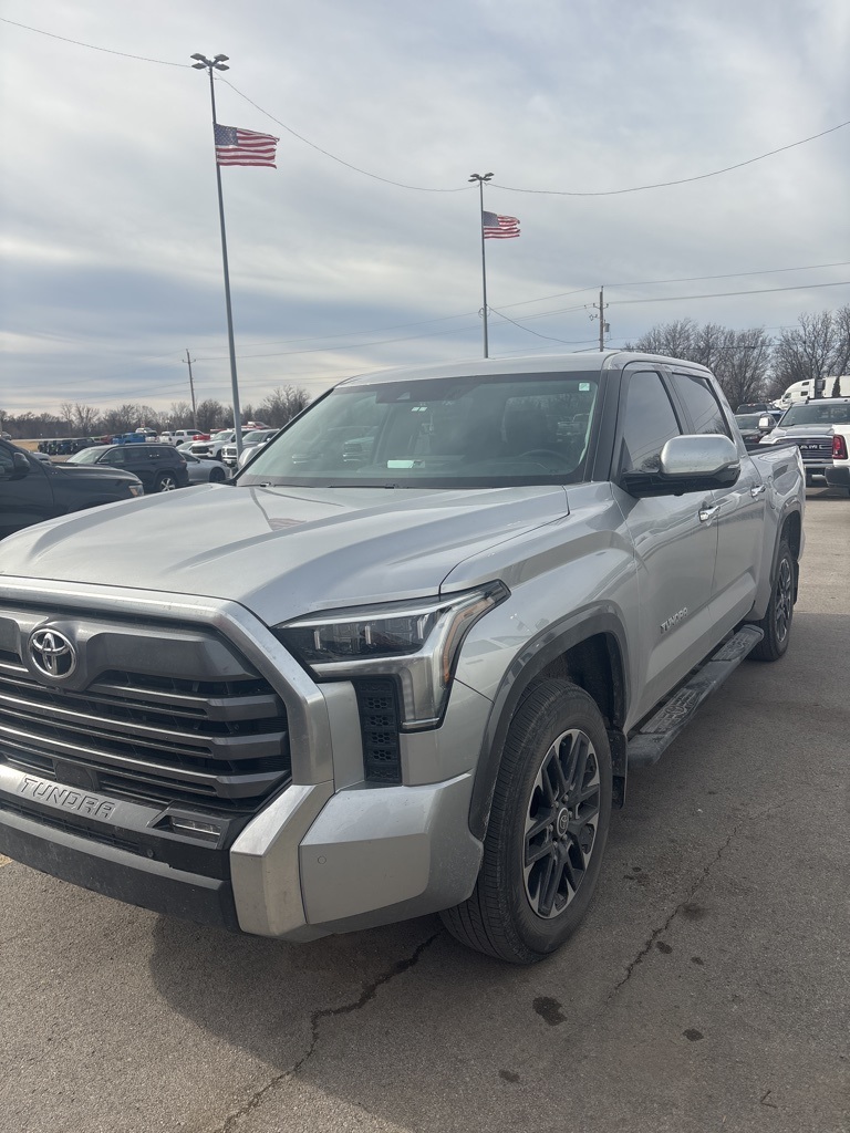2024 Toyota Tundra Limited CrewMax Cab 4WD