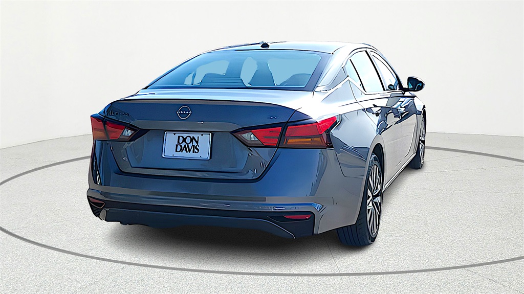 2023 Nissan Altima