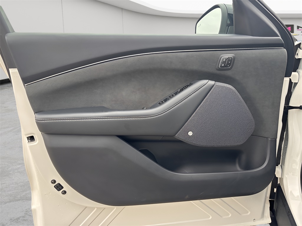 2023 Ford Mustang Mach-E