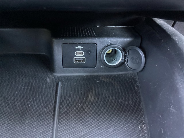 Used Car 2024 Ford Escape  Active For Sale Under $20,000 In San Antonio, Texas