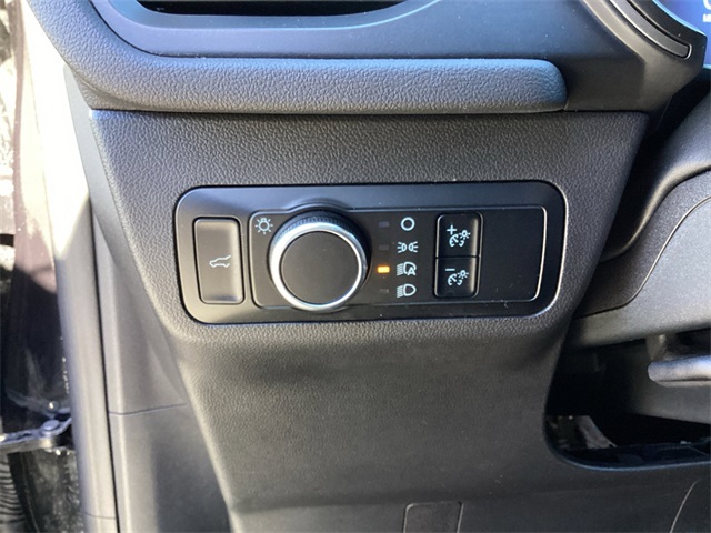 Used Car 2024 Ford Escape  Active For Sale Under $20,000 In San Antonio, Texas