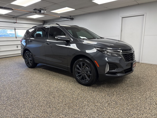 2022 Chevrolet Equinox RS photo 2