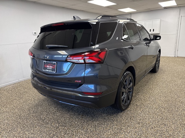 2022 Chevrolet Equinox RS photo 3