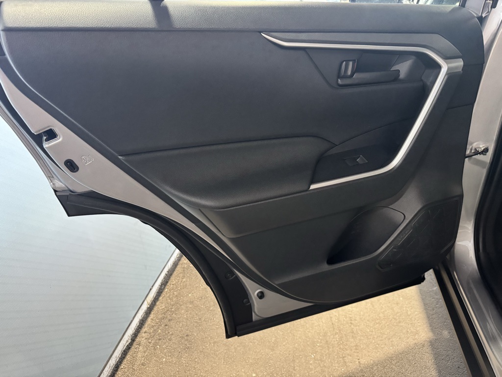 Thumbnail: 2025 Toyota RAV4 - 22