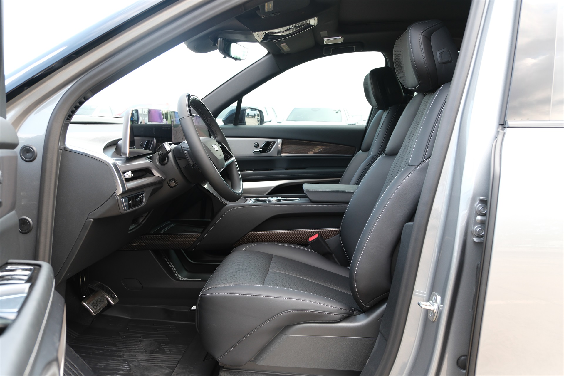 2026 Cadillac VISTIQ Sport Silver at Bayway Cadillac Southwest