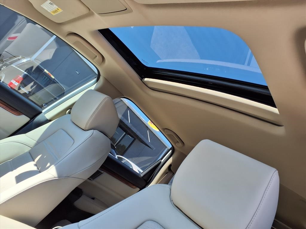 2022 Honda CR-V EX-L White at DeMontrond Auto Country