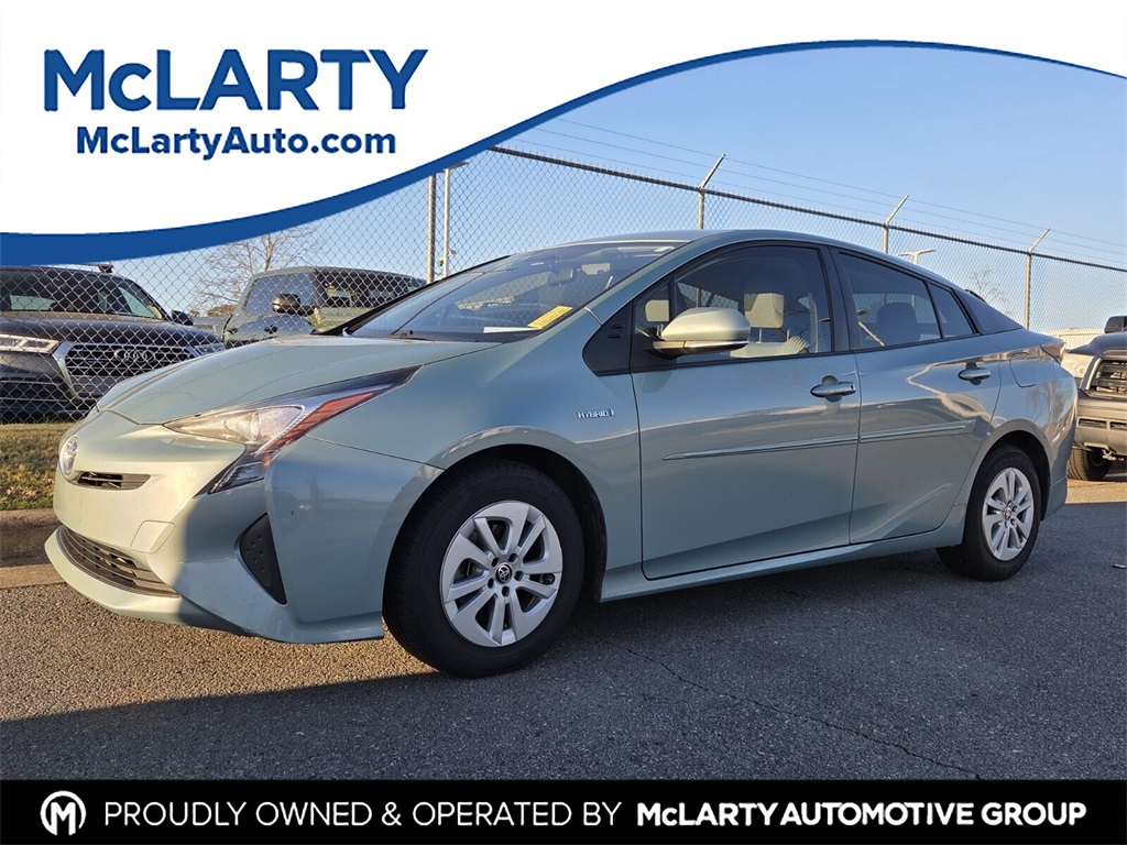 2016 Toyota Prius Two FWD