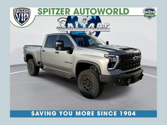 Sterling Gray Metallic 2024 Chevrolet Silverado 2500HD Pickup Truck Four-Wheel Drive Automatic