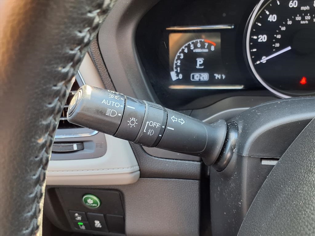 2019 Honda HR-V EX-L White at AutoSavvy Houston Southwest