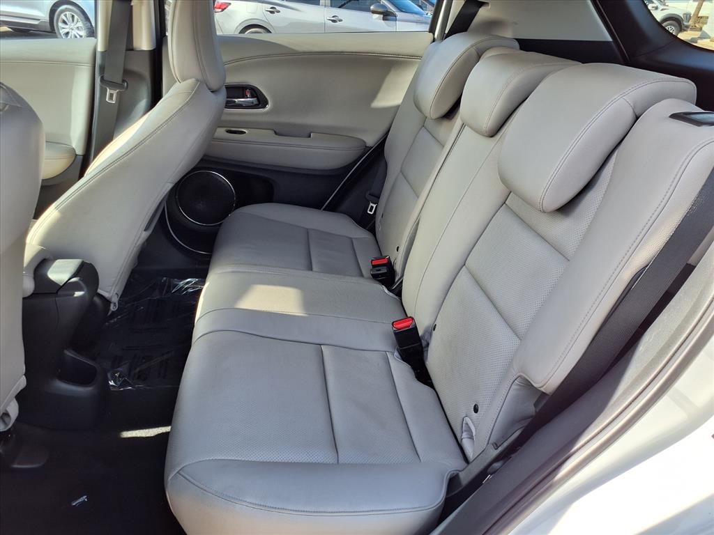 2019 Honda HR-V EX-L White at AutoSavvy Houston Southwest