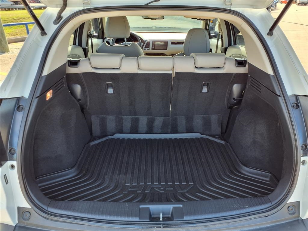 2019 Honda HR-V EX-L White at AutoSavvy Houston Southwest