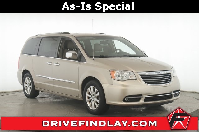 2016 Chrysler Town & Country Limited Platinum FWD