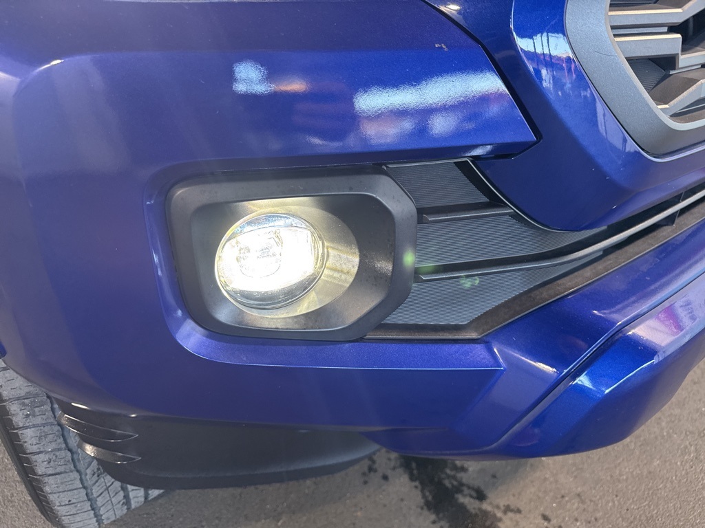 Thumbnail: 2023 Toyota Tacoma - 13