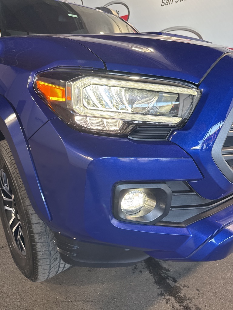 Thumbnail: 2023 Toyota Tacoma - 14